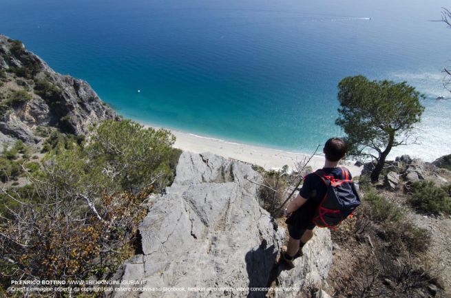 Capo Noli Il Sentiero Del Pellegrino E La Grotta Dei Falsari