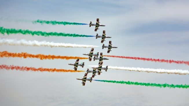 Oggi le Frecce tricolori a Milano: dove passano, quando vederle, orario  passaggio